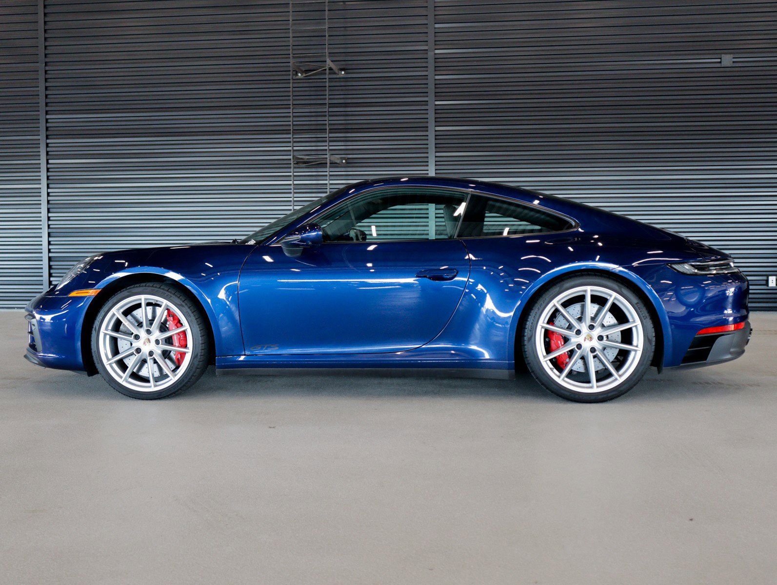 Certified 2024 Porsche 911 Carrera 4 GTS image 2