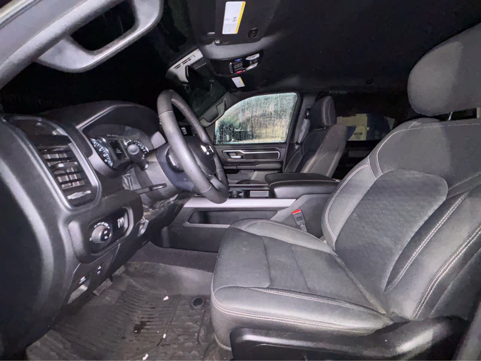 Used 2025 RAM 1500 Big Horn AWD/4WD image 5