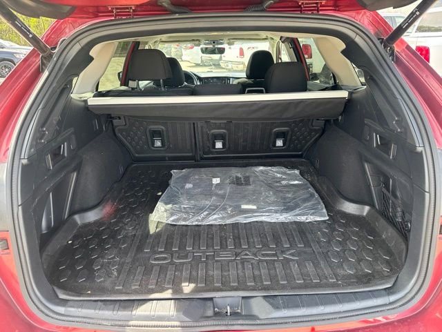 Used 2022 Subaru Outback Premium AWD/4WD image 8