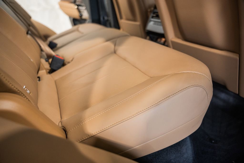 Used 2023 Land Rover Range Rover Sport SE image 30