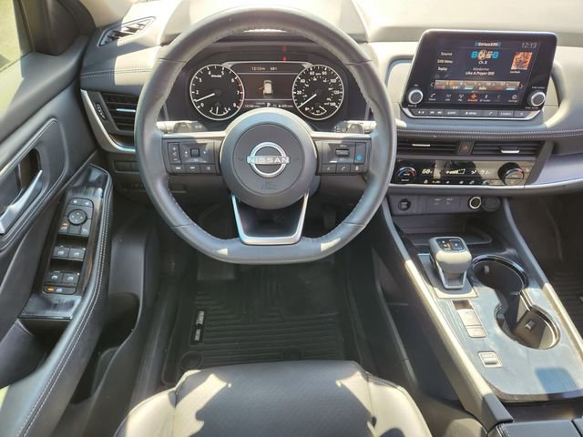 Certified 2024 Nissan Rogue SV w/ SV Premium Package FWD image 15