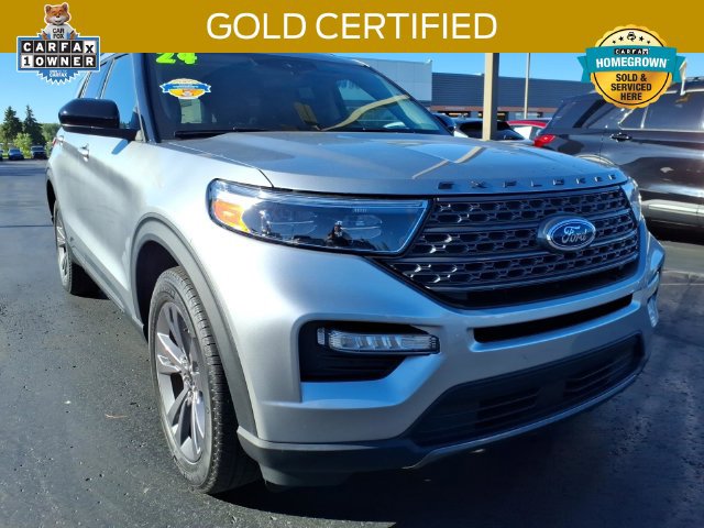Certified 2024 Ford Explorer XLT w/ Equipment Group 202A AWD/4WD image 3
