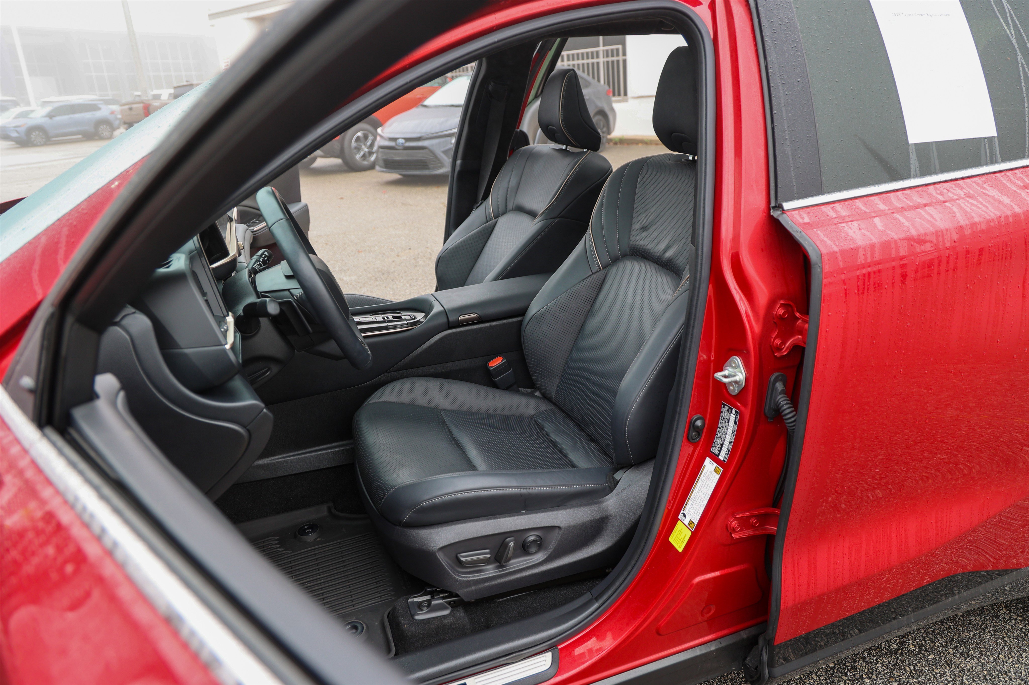 Certified 2025 Toyota Crown Signia w/ Advanced Technology Package image 36