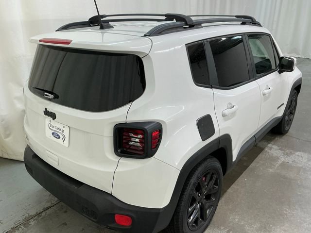 Used 2018 Jeep Renegade Altitude FWD image 3