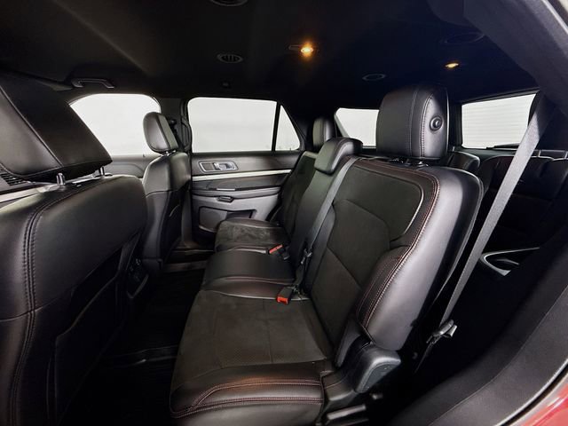 Certified 2019 Ford Explorer XLT w/ Equipment Group 202A image 24