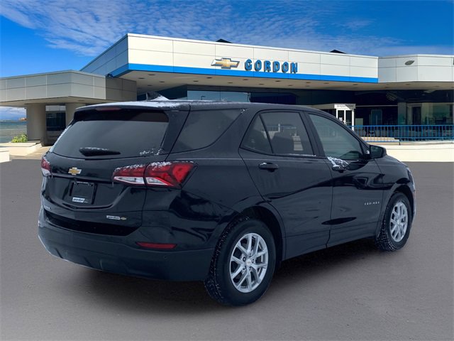 Used 2024 Chevrolet Equinox LS w/ LS Convenience Package image 8