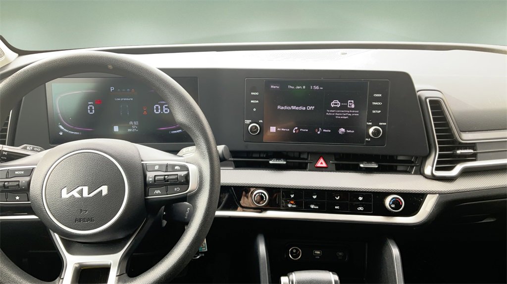 Used 2024 Kia Sportage LX image 20