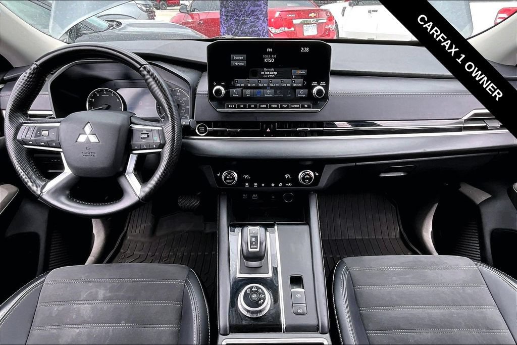 Used 2024 Mitsubishi Outlander SE FWD image 7