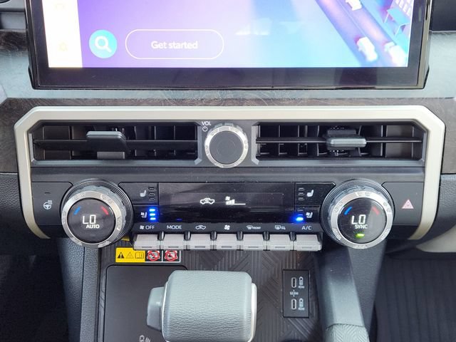 Certified 2025 Toyota Tacoma Limited AWD/4WD image 18