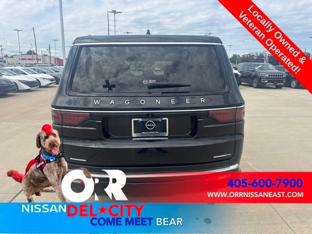Used 2023 Jeep Wagoneer L Series II AWD/4WD image 4