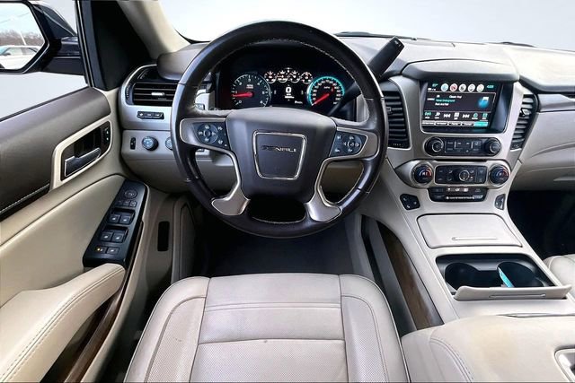 Used 2019 GMC Yukon Denali w/ Denali Ultimate Package image 8