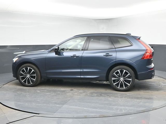 Used 2023 Volvo XC60 B5 Plus w/ Protection Package Premier image 5