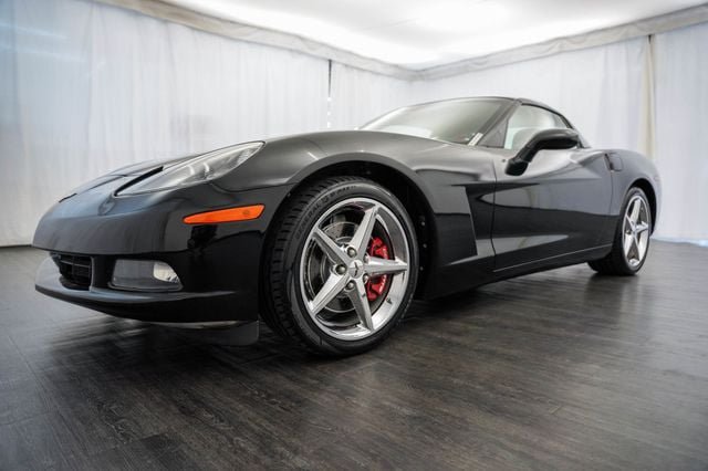 Used 2011 Chevrolet Corvette Coupe w/ Preferred Equipment Group RWD image 23