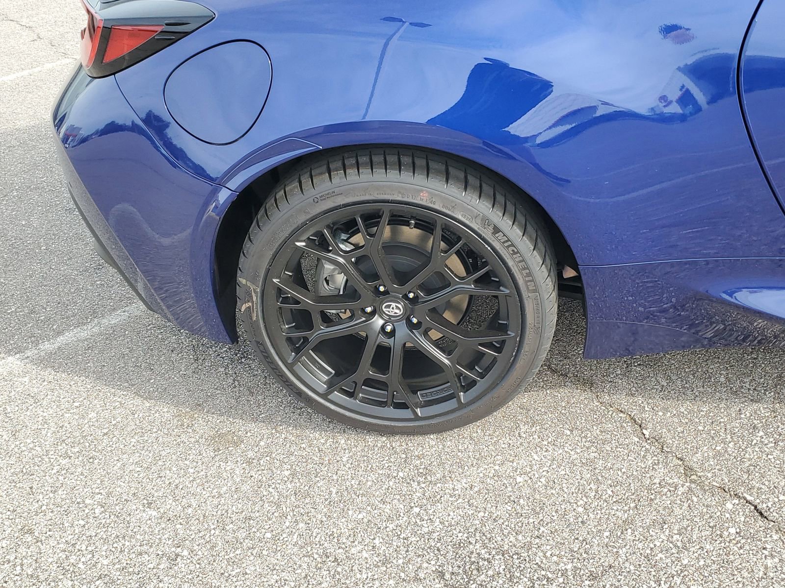 New 2026 Toyota GR86 Premium RWD image 5