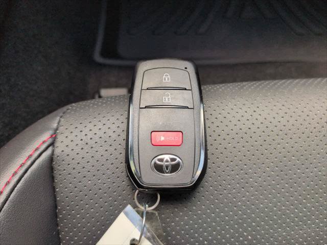 Certified 2026 Toyota Prius Plug-In Hybrid FWD image 28