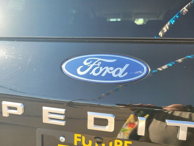Used 2025 Ford Expedition Active AWD/4WD image 10