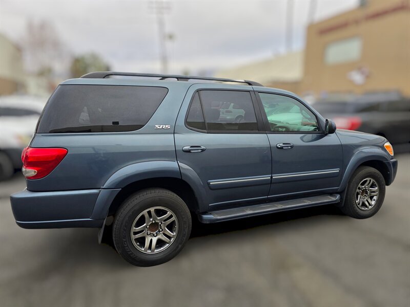 Used 2006 Toyota Sequoia SR5 RWD image 8