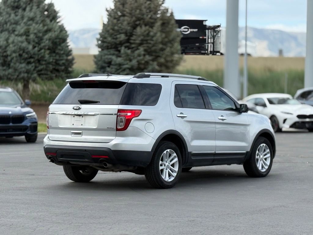 Used 2013 Ford Explorer XLT AWD/4WD image 5