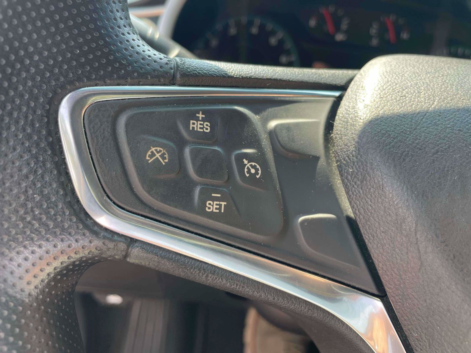 Used 2020 Chevrolet Malibu LS FWD image 18