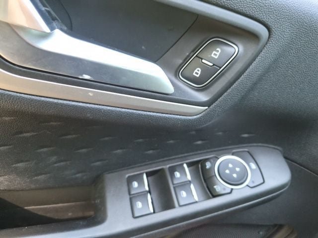 Used 2020 Ford Escape SE AWD/4WD image 16