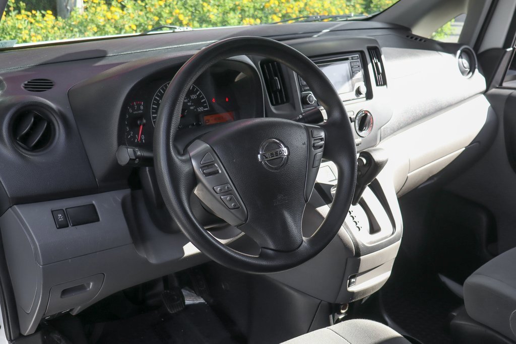 Used 2018 Nissan NV200 S w/ Cruise Control Package image 18