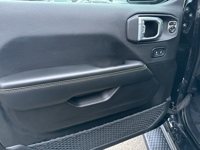 Used 2024 Jeep Wrangler Sahara image 23