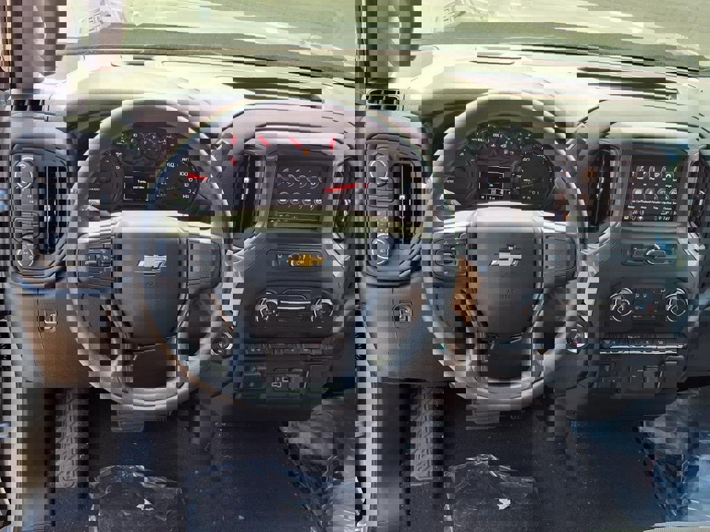 New 2025 Chevrolet Silverado 2500 Custom w/ Custom Value Package image 15