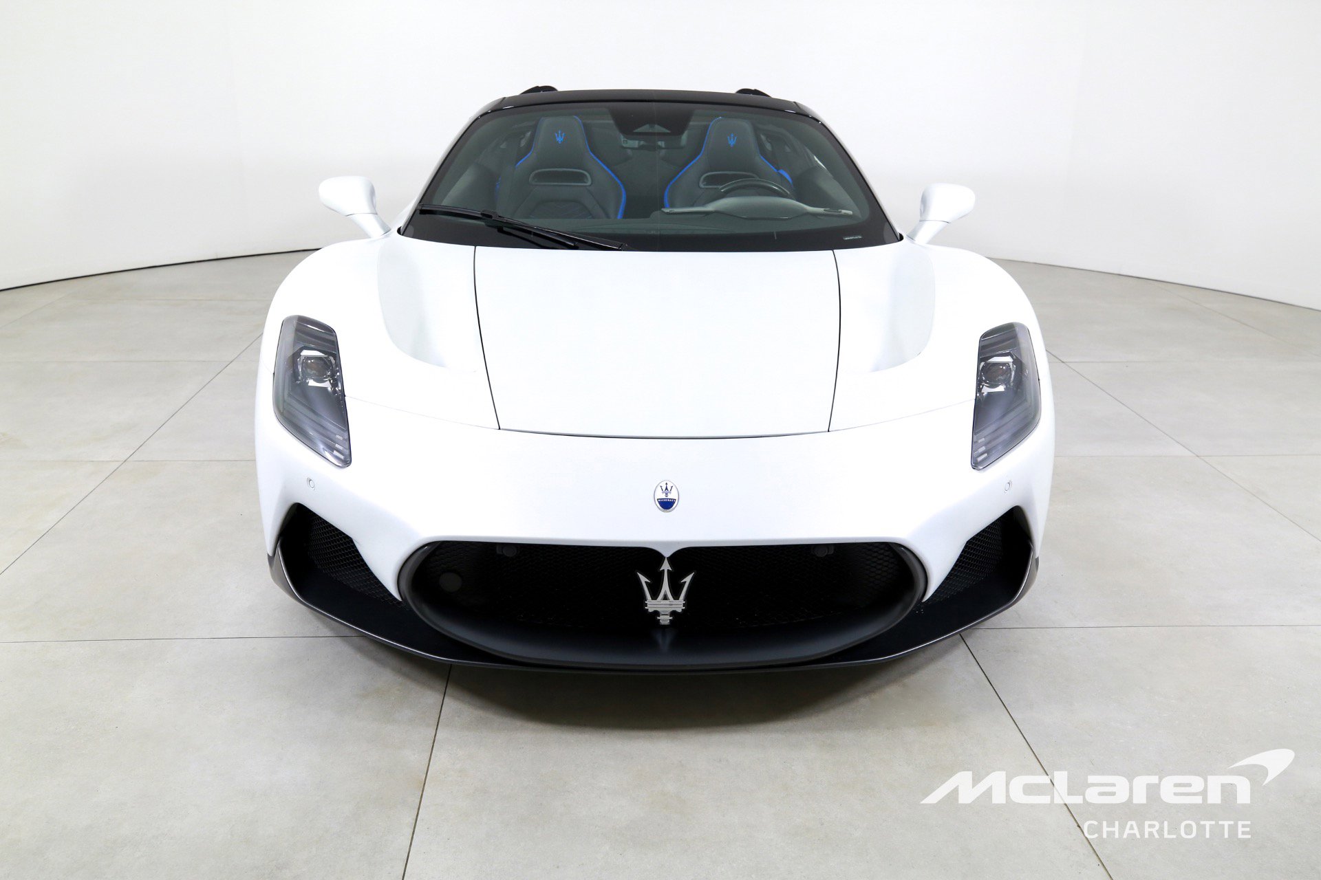 Used 2023 Maserati MC20 Spyder image 5