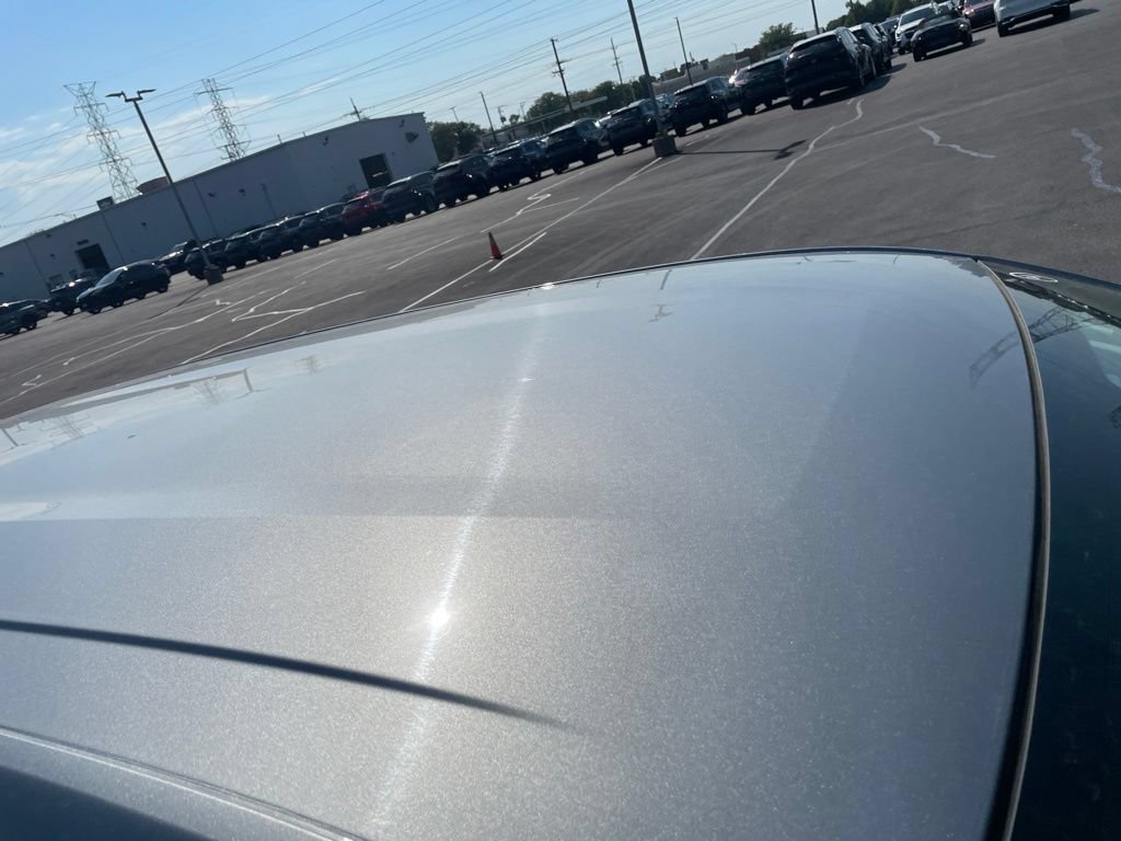 Used 2026 Chevrolet Equinox LT AWD/4WD image 8