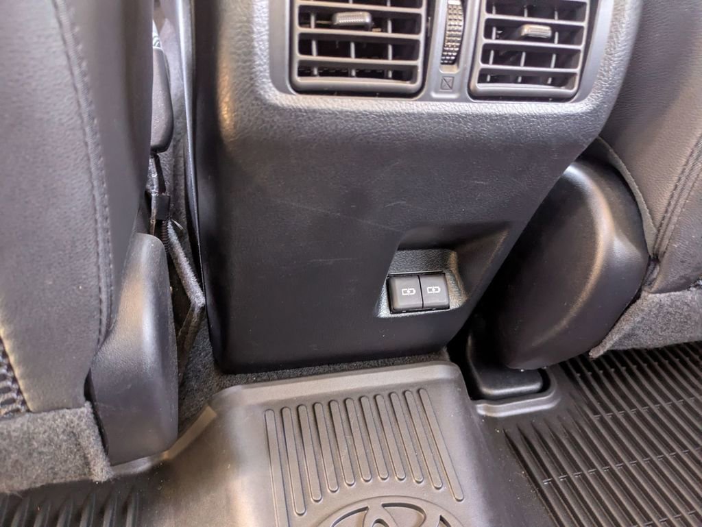 Used 2023 Toyota 4Runner SR5 Premium image 26