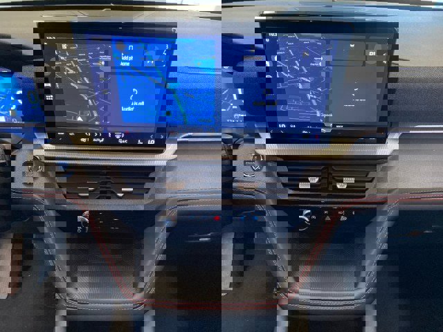 New 2026 Ford Explorer ST-Line w/ ST-Line Street Pack image 23