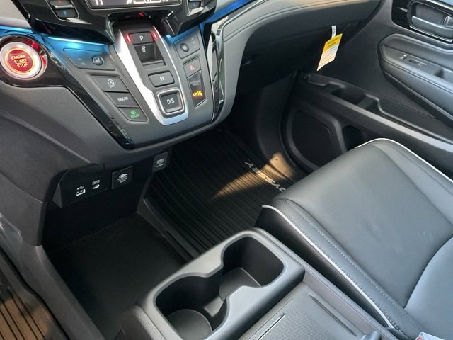 New 2026 Honda Odyssey Touring image 13