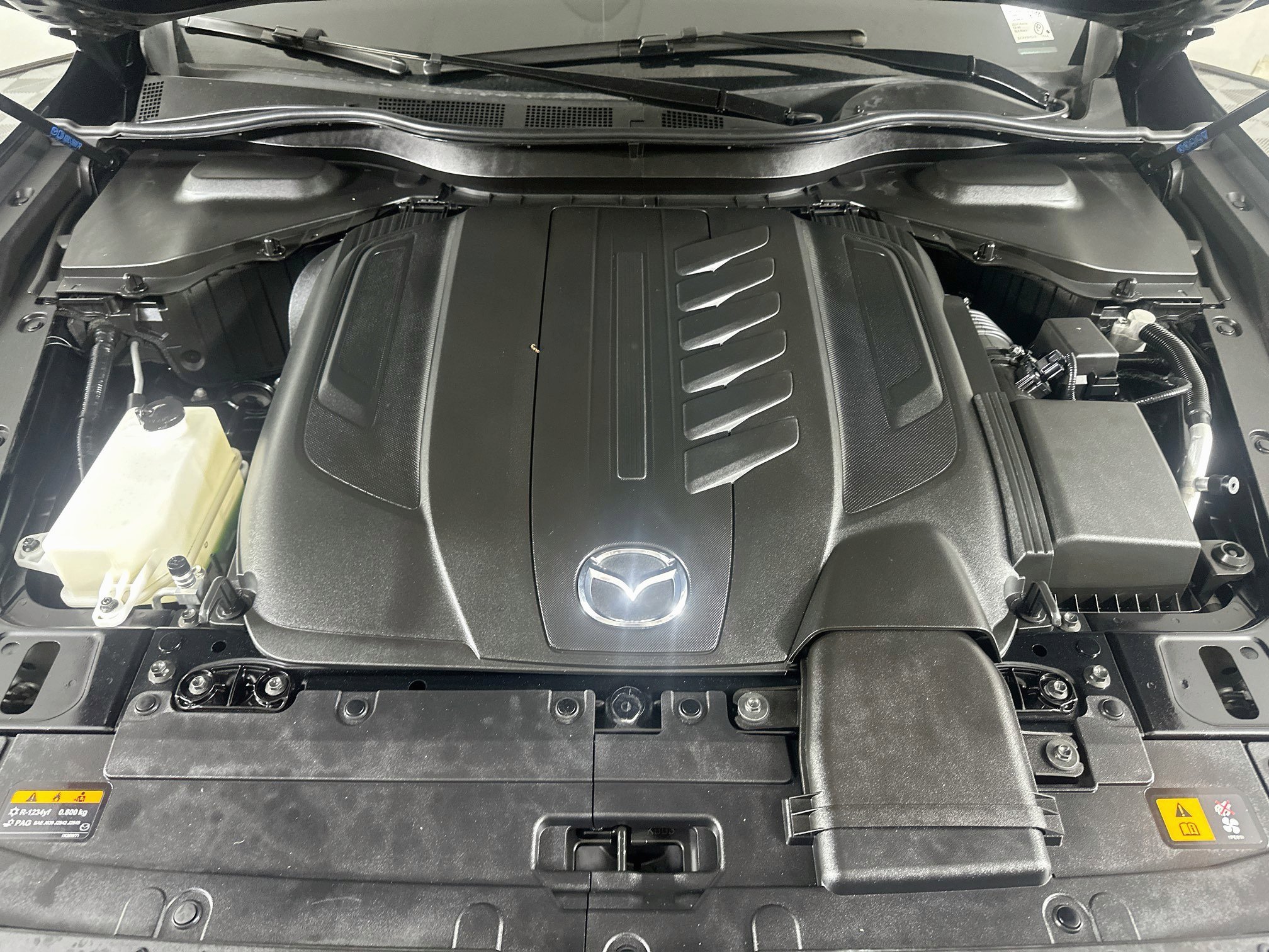 Used 2024 MAZDA CX-90 3.3 Turbo w/ Preferred Package AWD/4WD image 36