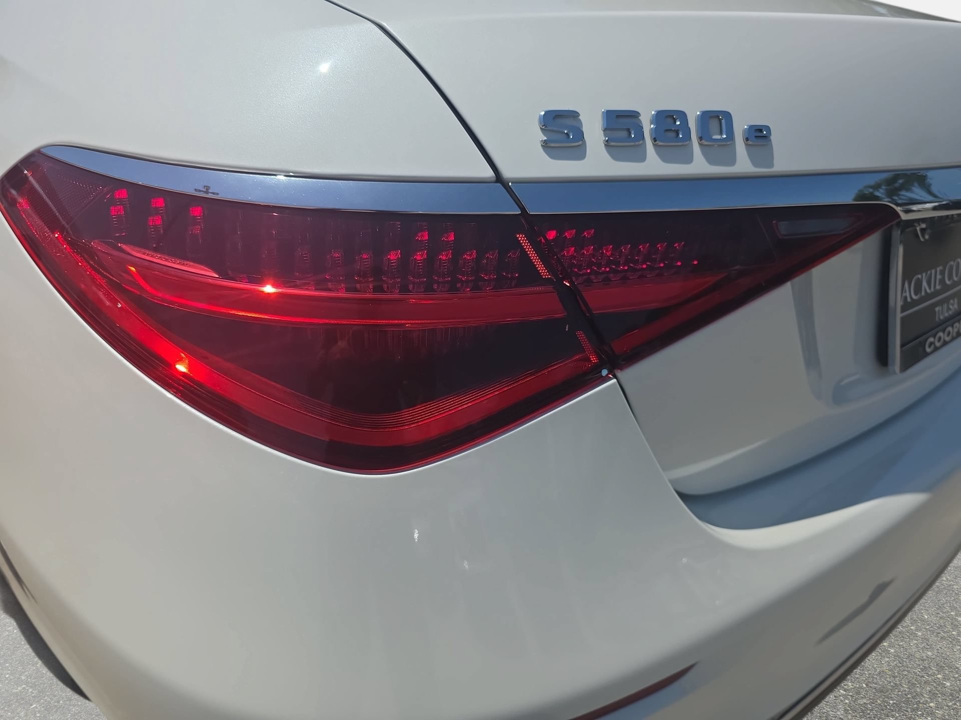 Used 2023 Mercedes-Benz S 580e 4MATIC Sedan image 33