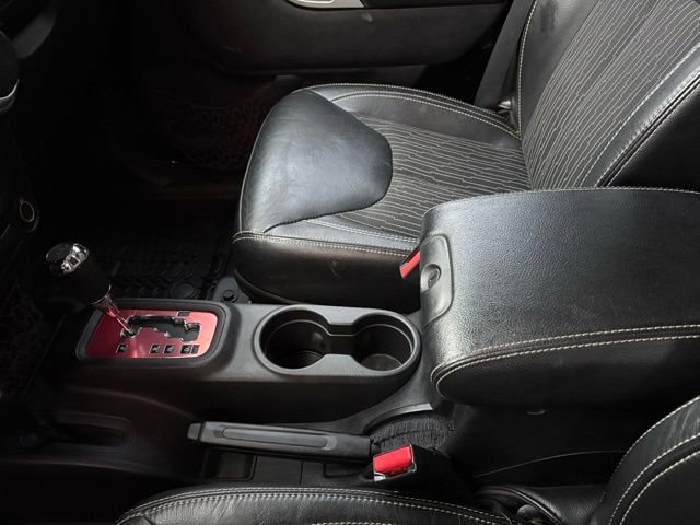 Used 2015 Jeep Wrangler Unlimited Sport image 18