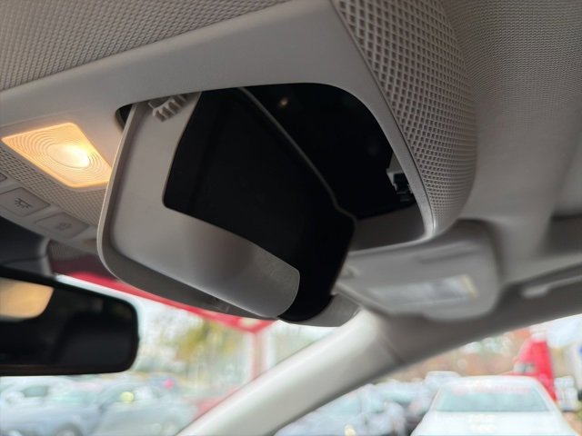 Used 2022 Ford Edge Titanium image 29