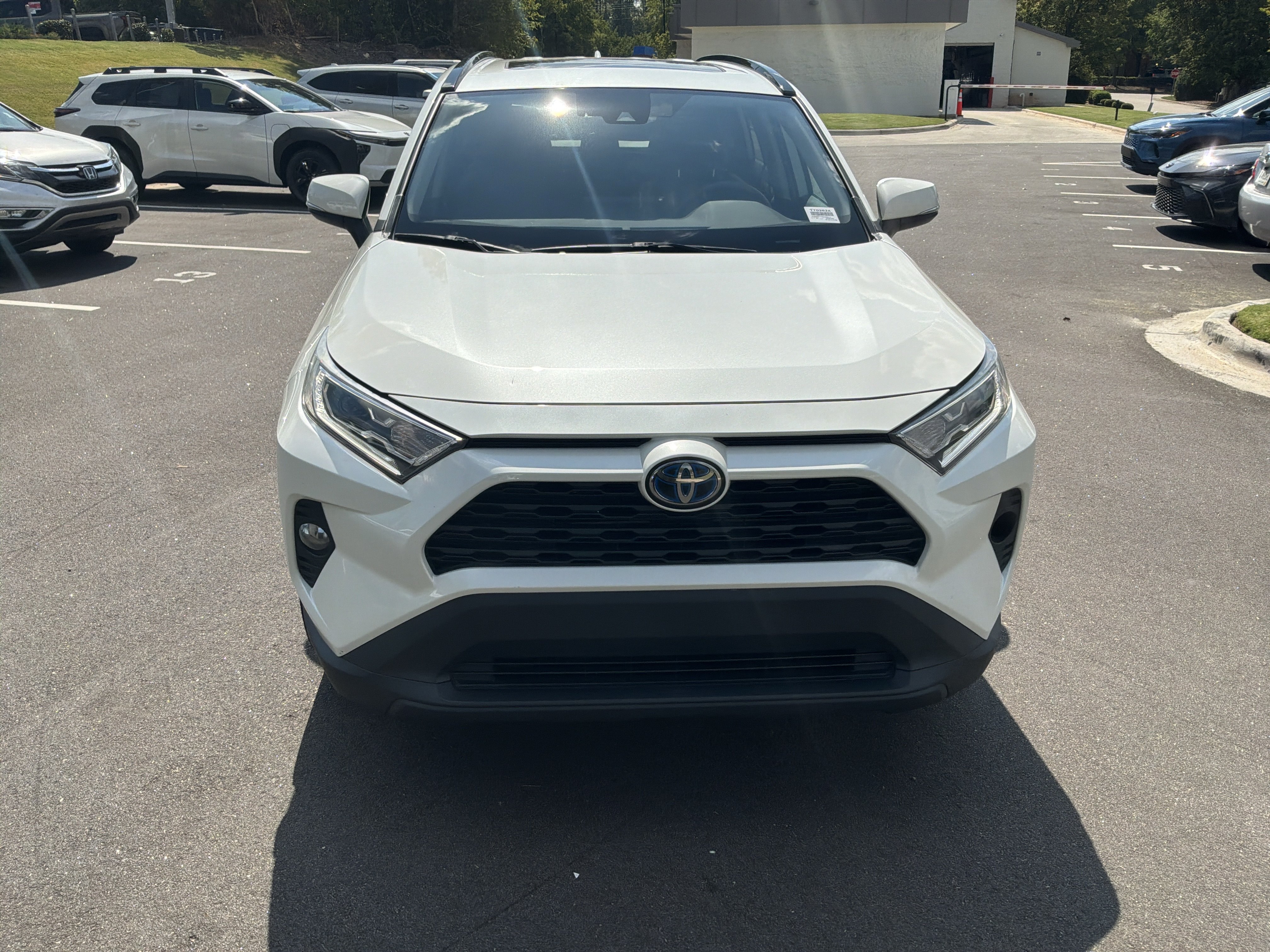 Used 2021 Toyota RAV4 XLE Premium AWD/4WD image 3