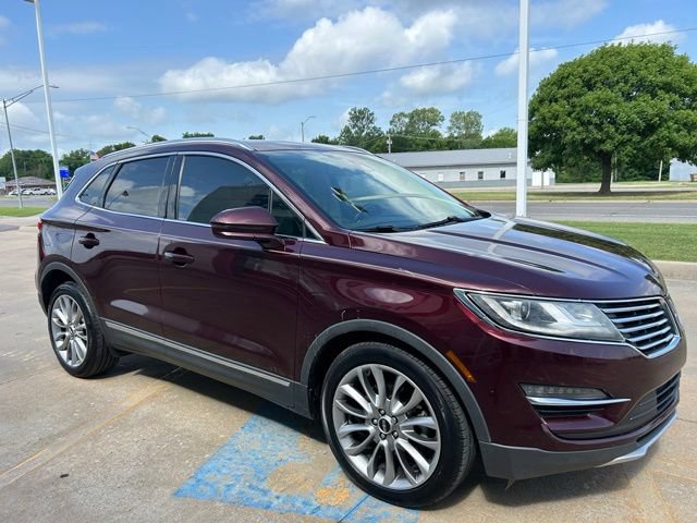 Used 2017 Lincoln MKC Reserve w/ Lincoln MKC Climate Package FWD image 4