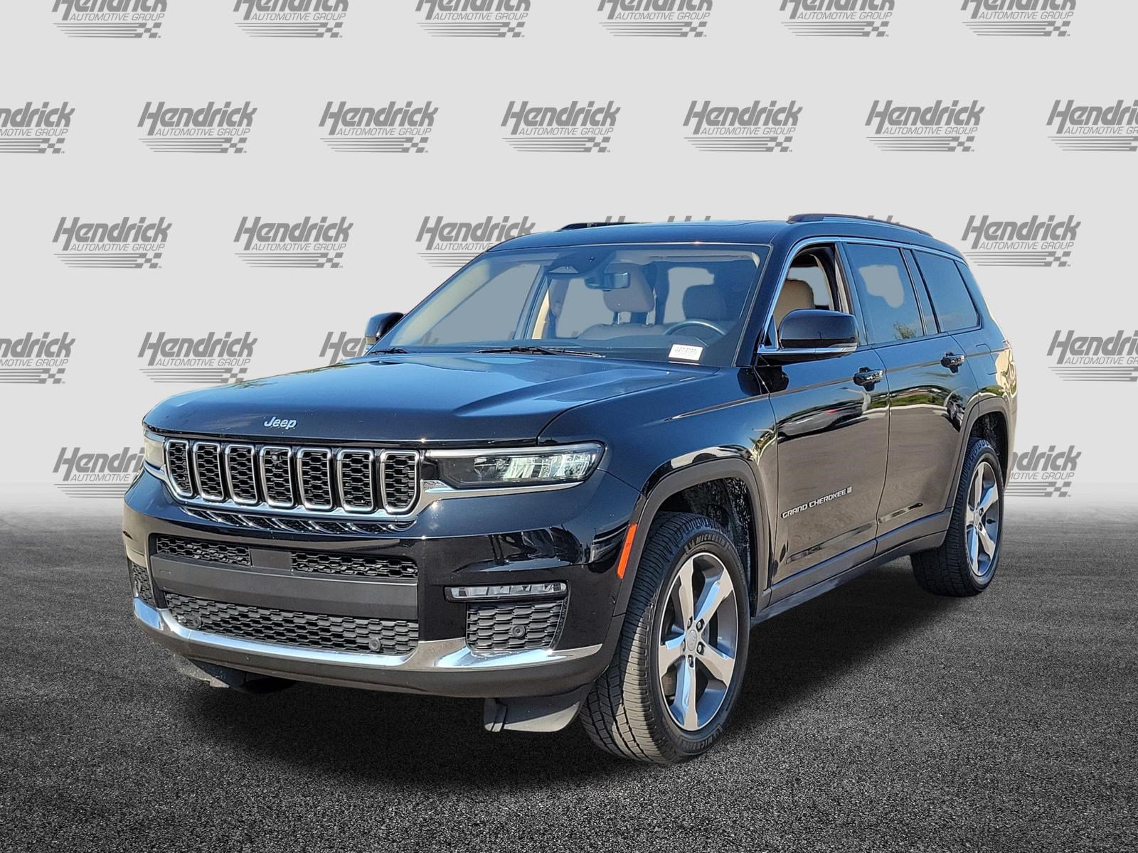 Used 2021 Jeep Grand Cherokee L Limited w/ Luxury Tech Group II AWD/4WD image 3
