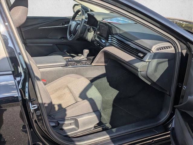 Used 2025 Toyota Camry LE FWD image 18