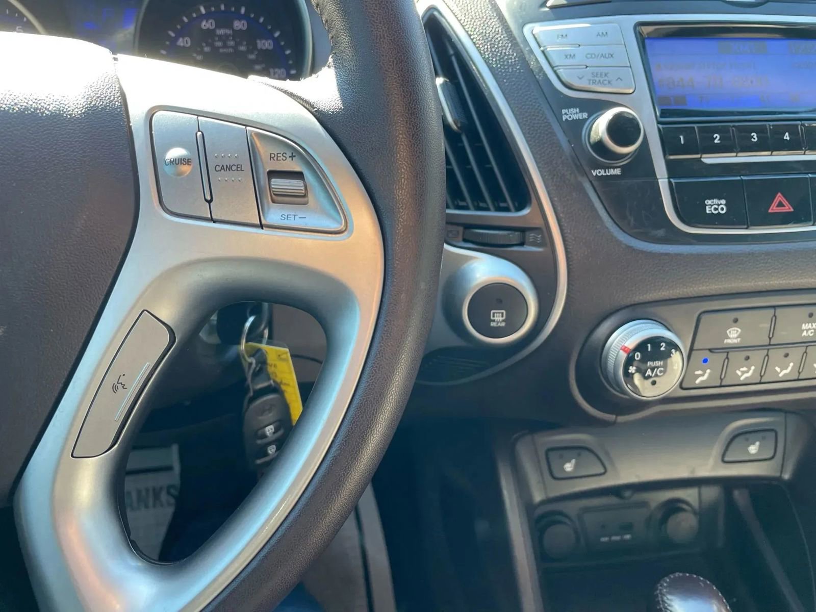 Used 2013 Hyundai Tucson GLS image 29