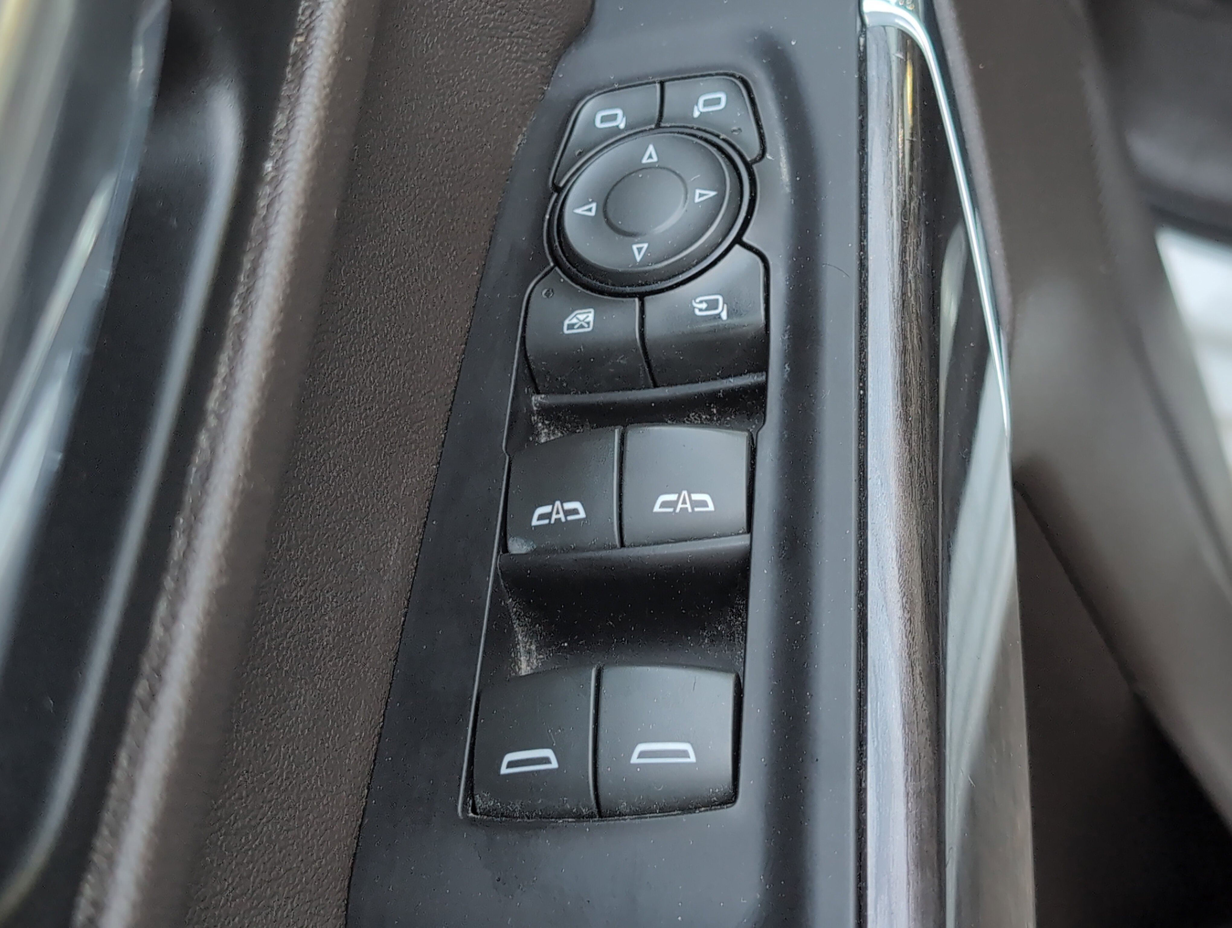 Used 2019 Chevrolet Silverado 1500 LTZ w/ LTZ Plus Package image 12