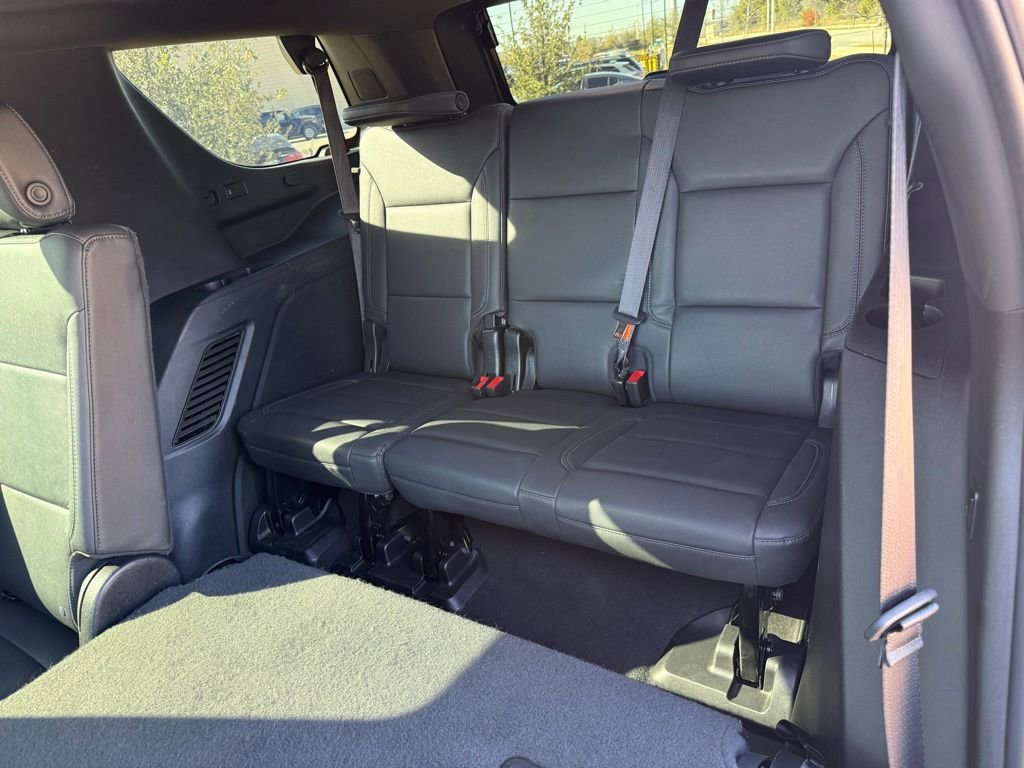 Used 2023 Chevrolet Tahoe Z71 w/ Off-Road Capability Package image 28