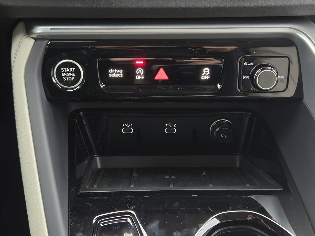 New 2025 Audi Q5 Prestige image 22