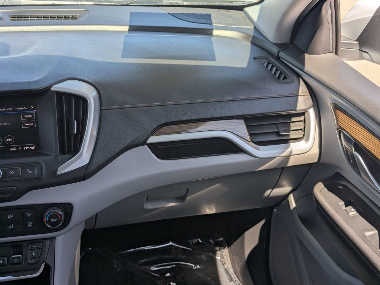 Used 2020 GMC Terrain SLE image 14