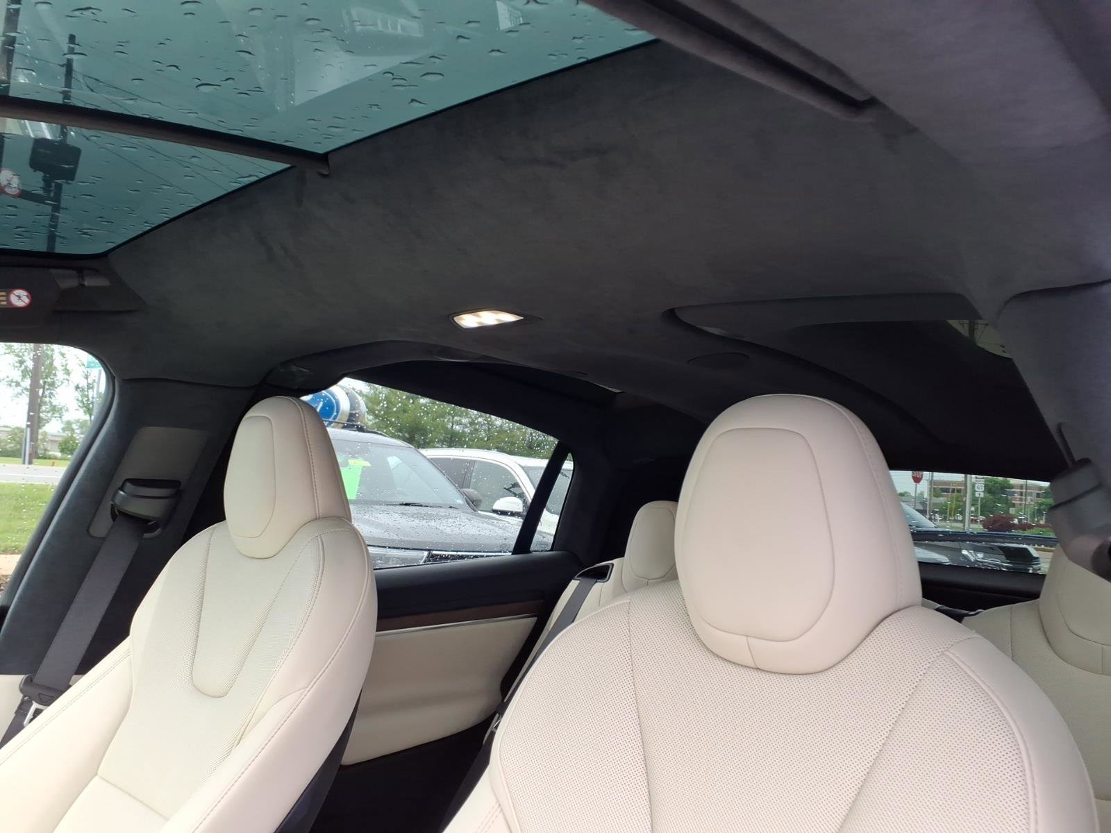 Used 2023 Tesla Model X AWD/4WD image 25