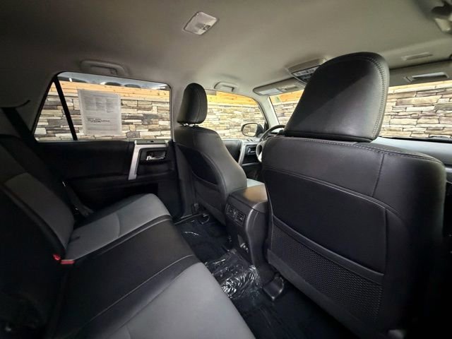 Used 2022 Toyota 4Runner SR5 Premium AWD/4WD image 32