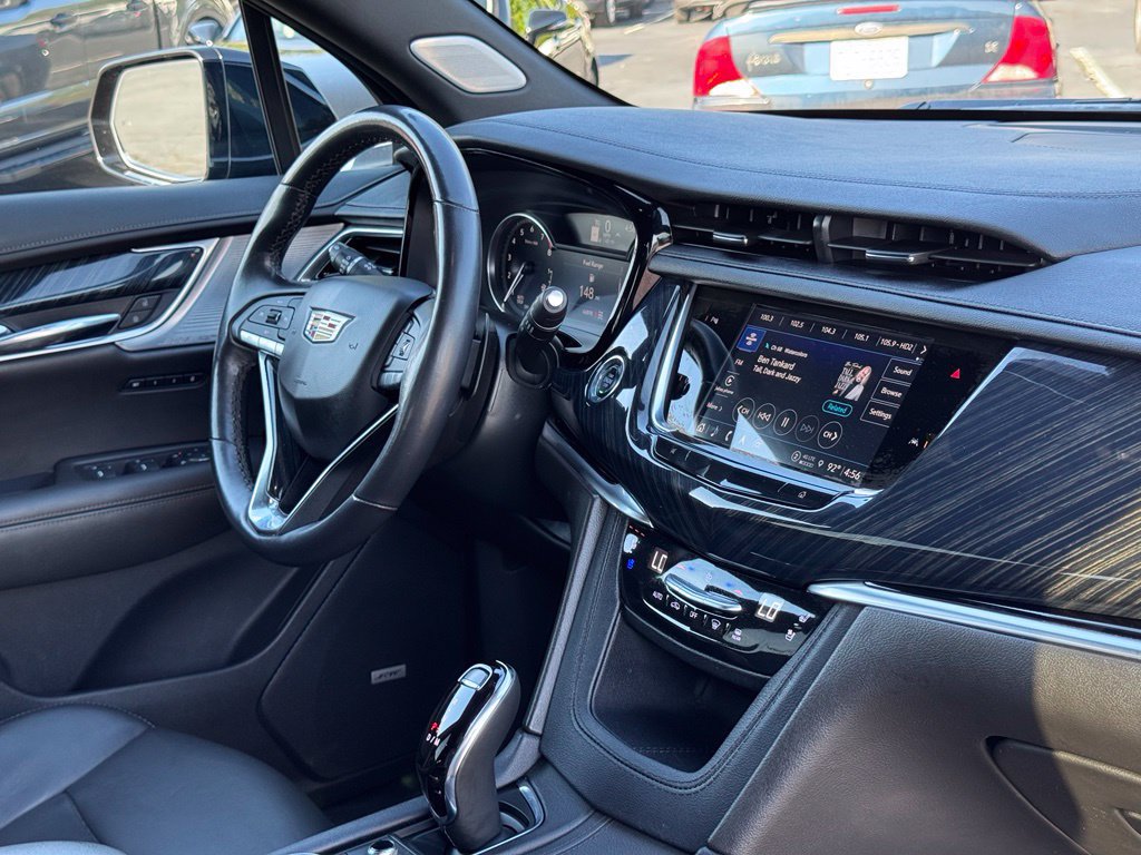 Used 2024 Cadillac XT6 Premium Luxury AWD/4WD image 29