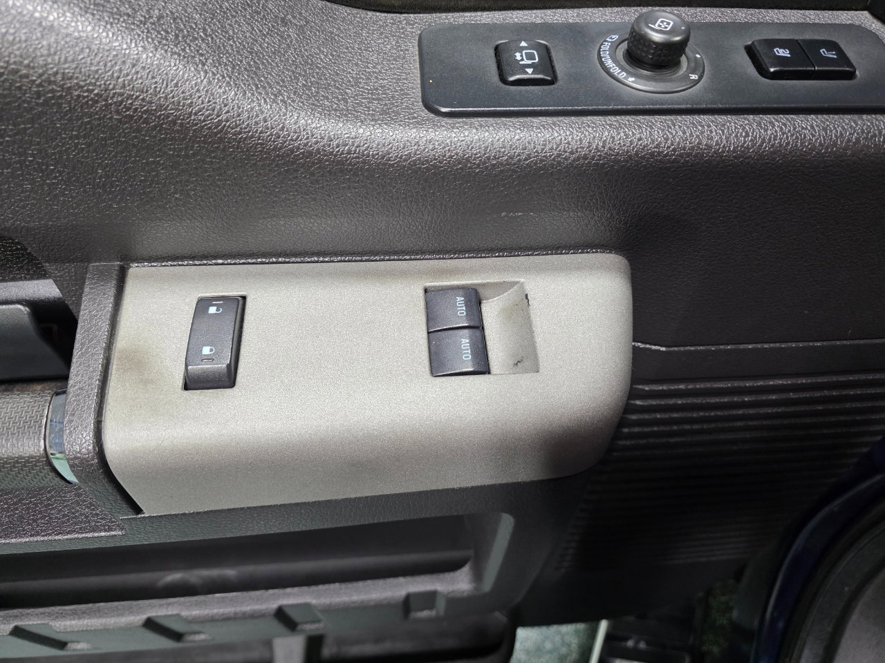 Used 2014 Ford F250 Lariat w/ Chrome Package image 20