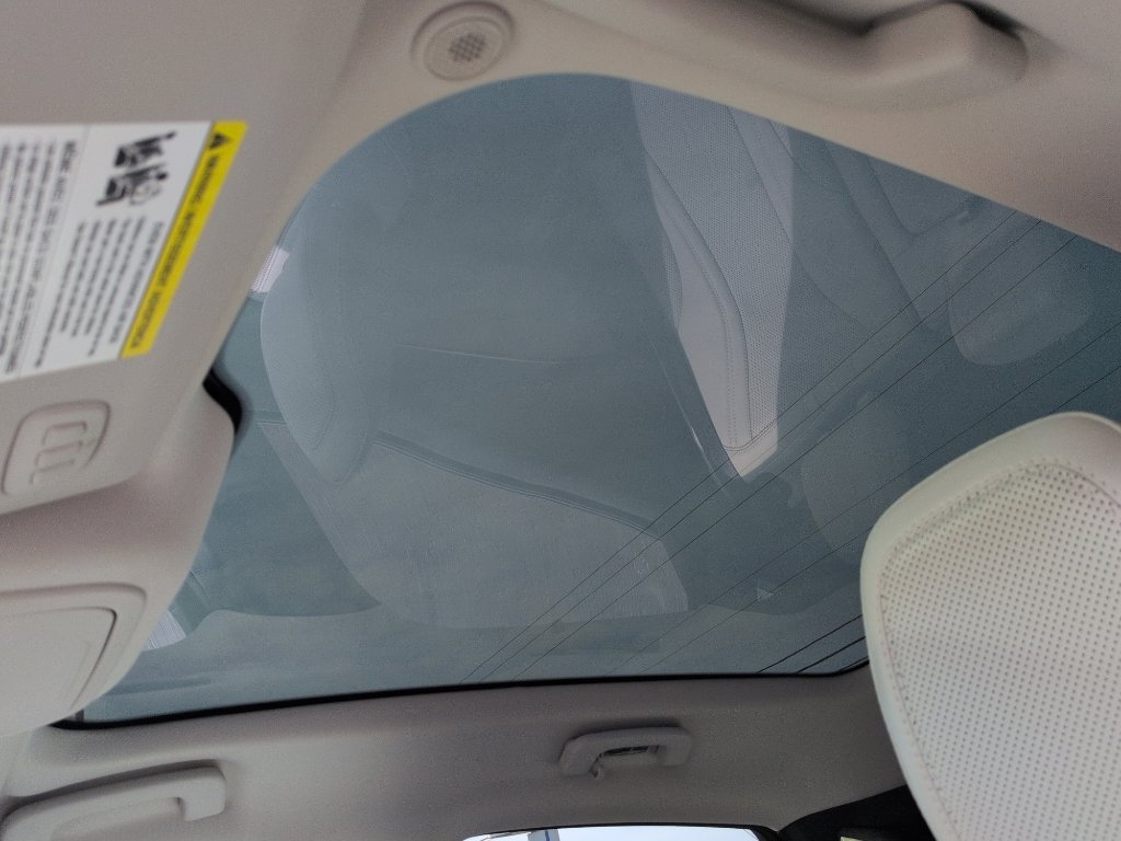 Used 2022 Ford Mustang Mach-E Premium AWD/4WD image 8